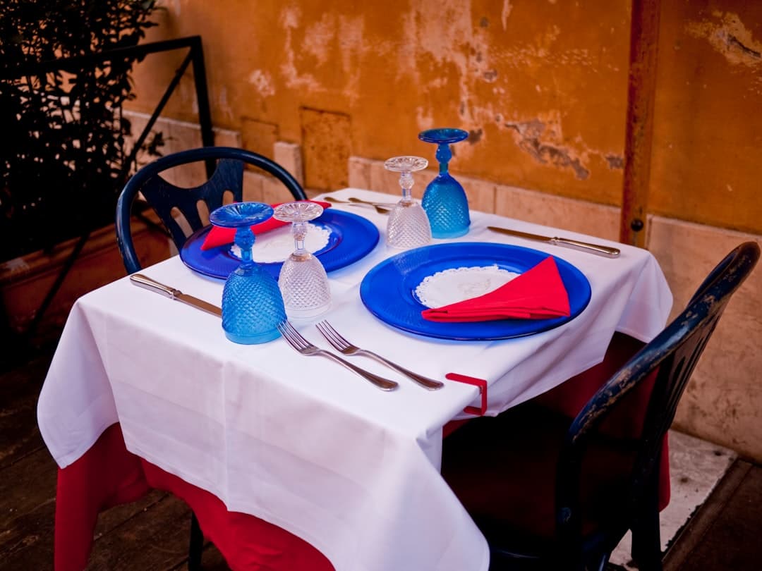 Para cieszy się kolacją w hotelu all inclusive w Boquete