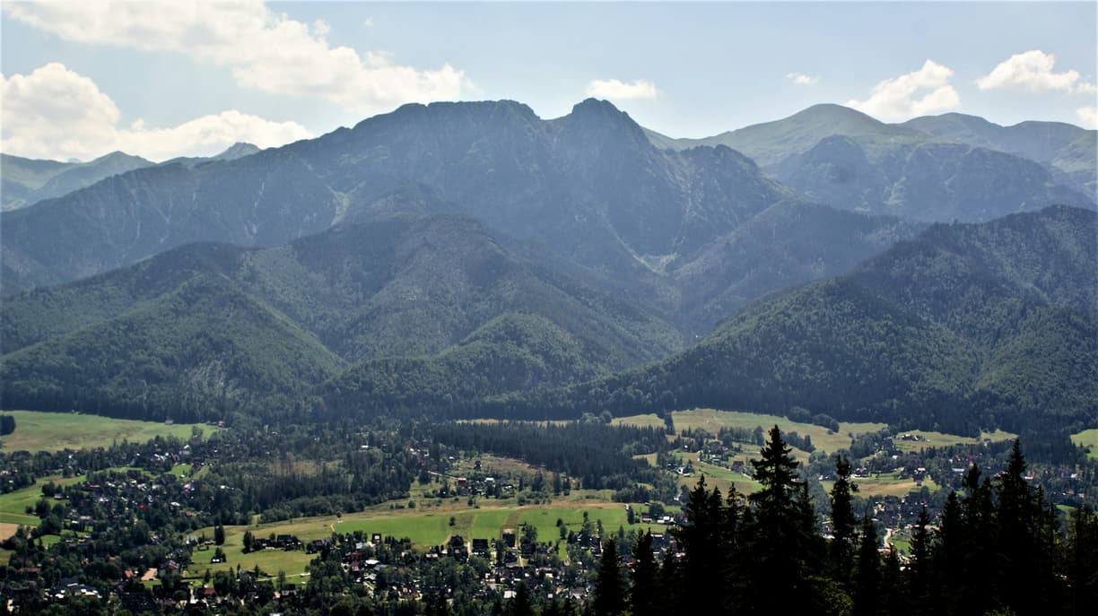 Polska. Zakopane poza Krupówkami: Odkryj prawdziwą duszę Podhala i ukryte perełki.