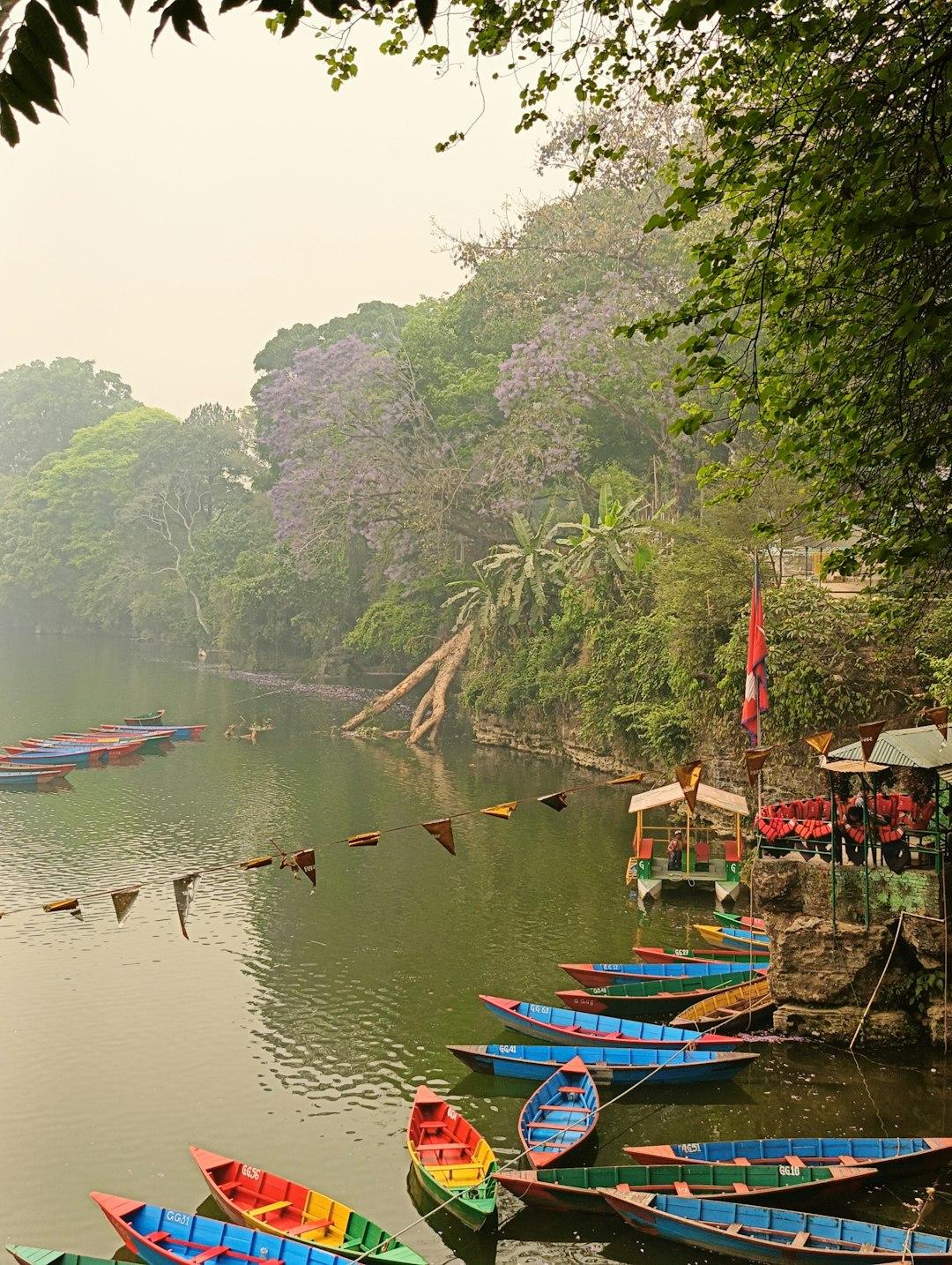 Jezioro Hoan Kiem: Gdzie odpocząć w sercu Hanoi?