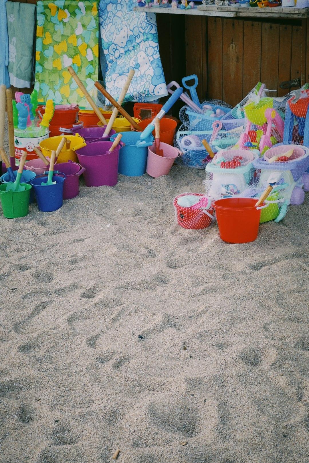 Dzieci bawiące się na plaży South Beach