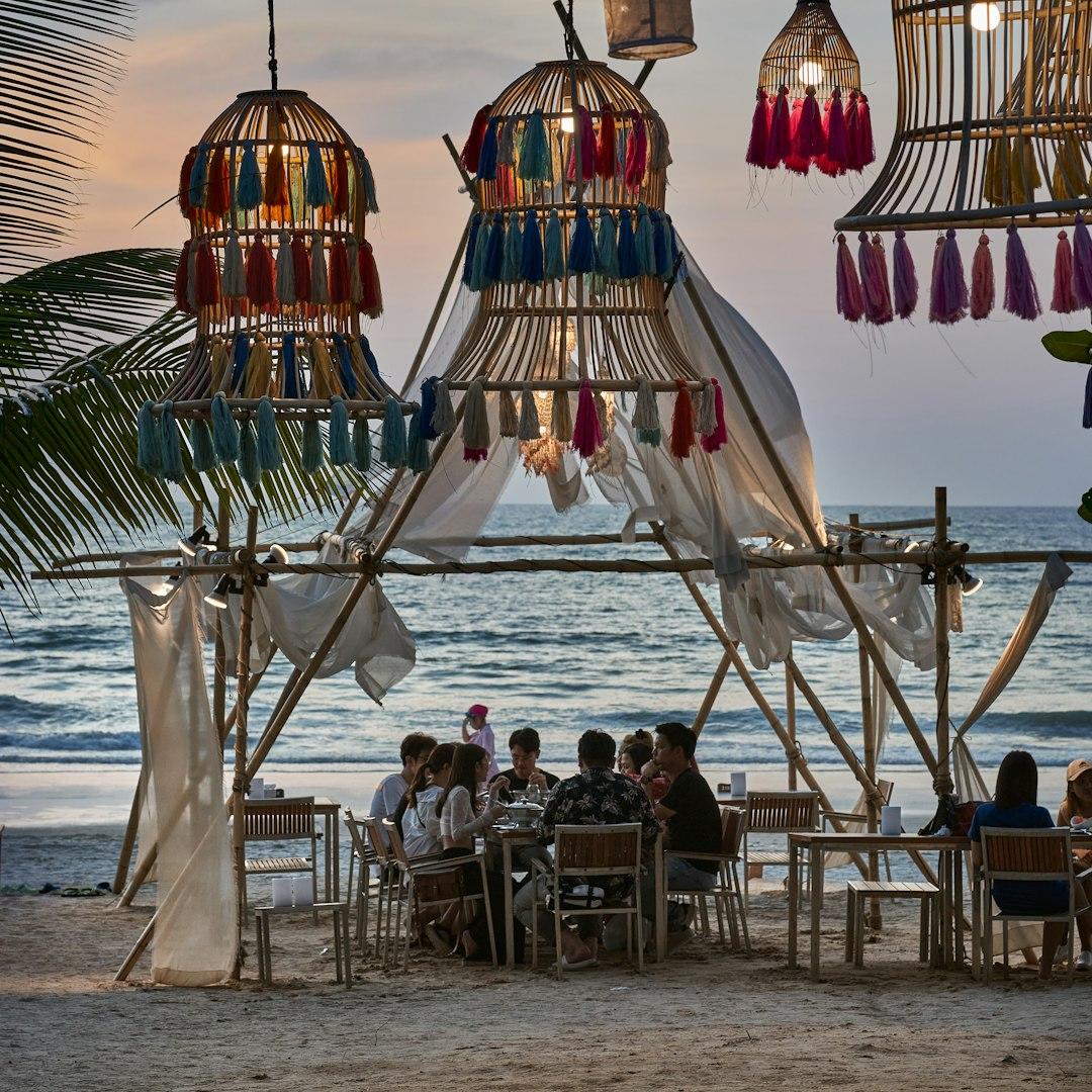 Różnorodne opcje gastronomiczne w resorcie na Zanzibarze