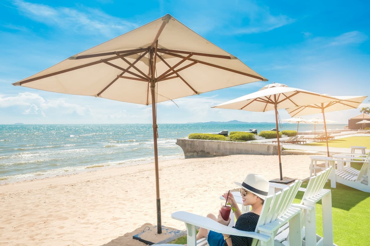 Tajlandia. Najlepsze plaże w Pattayi i okolicach: Od zgiełku Jomtien po rajską wyspę Koh Larn