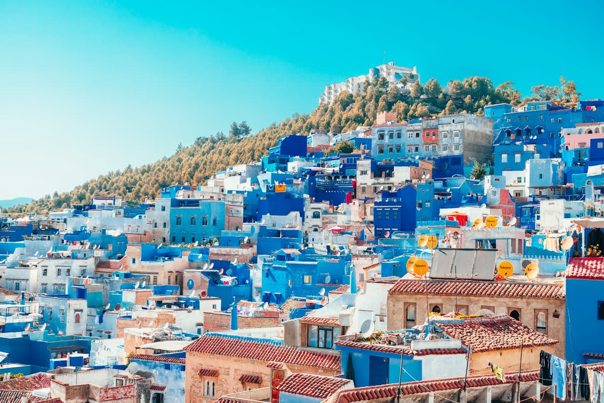 Chefchaouen: Niebieskie miasto Maroka – co zobaczyć i jak zaplanować wizytę?
