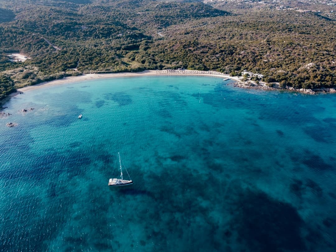 Co zwiedzić w Olbii i okolicach? Przewodnik po Szmaragdowym Wybrzeżu (Costa Smeralda)