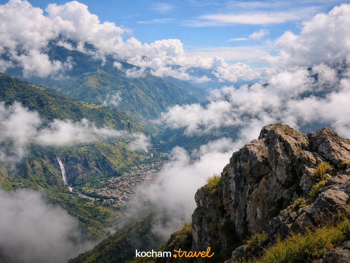 Dzień 2: Trekking w Chmurach i Lokalne Odkrycia w Baños