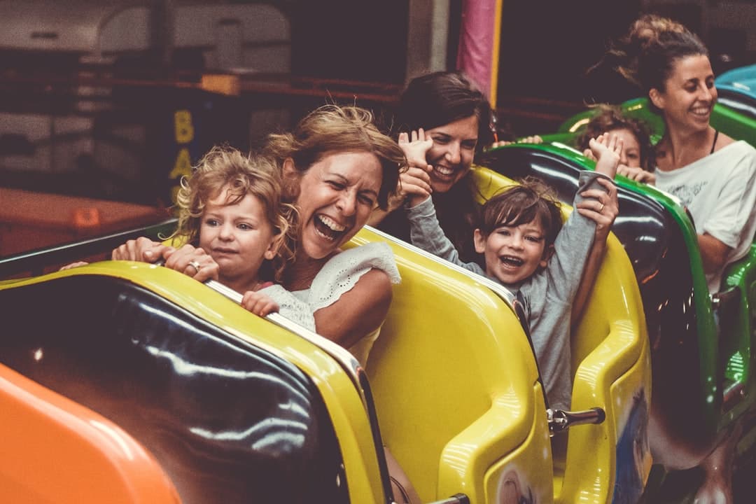 Rodzina bawiąca się w Movie Park Germany