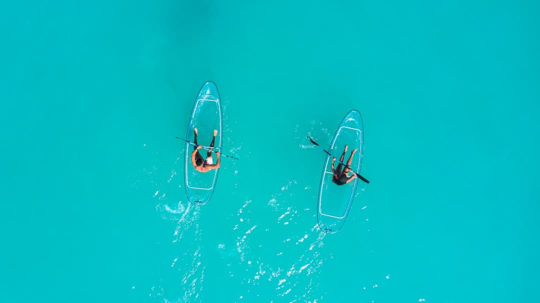Jacht katamaran w lagunie Bora Bora
