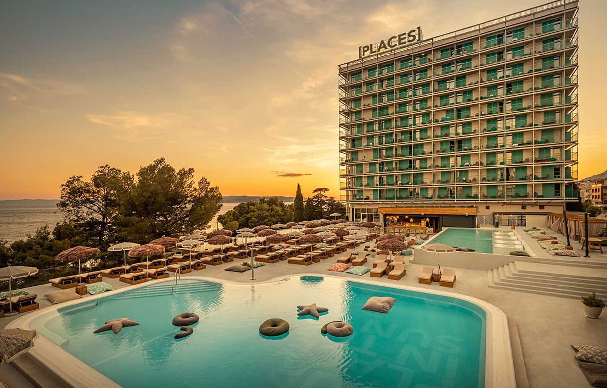 dalmacija-places-hotel-exterior-photo-01.jpg