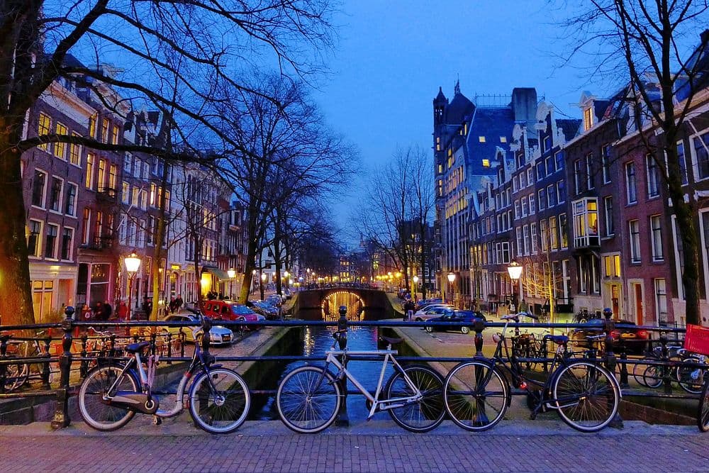 amsterdam.jpg