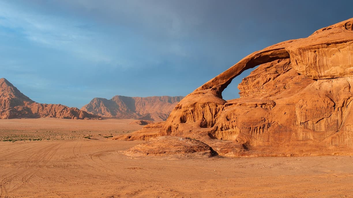 Mały Łuk w Wadi Rum