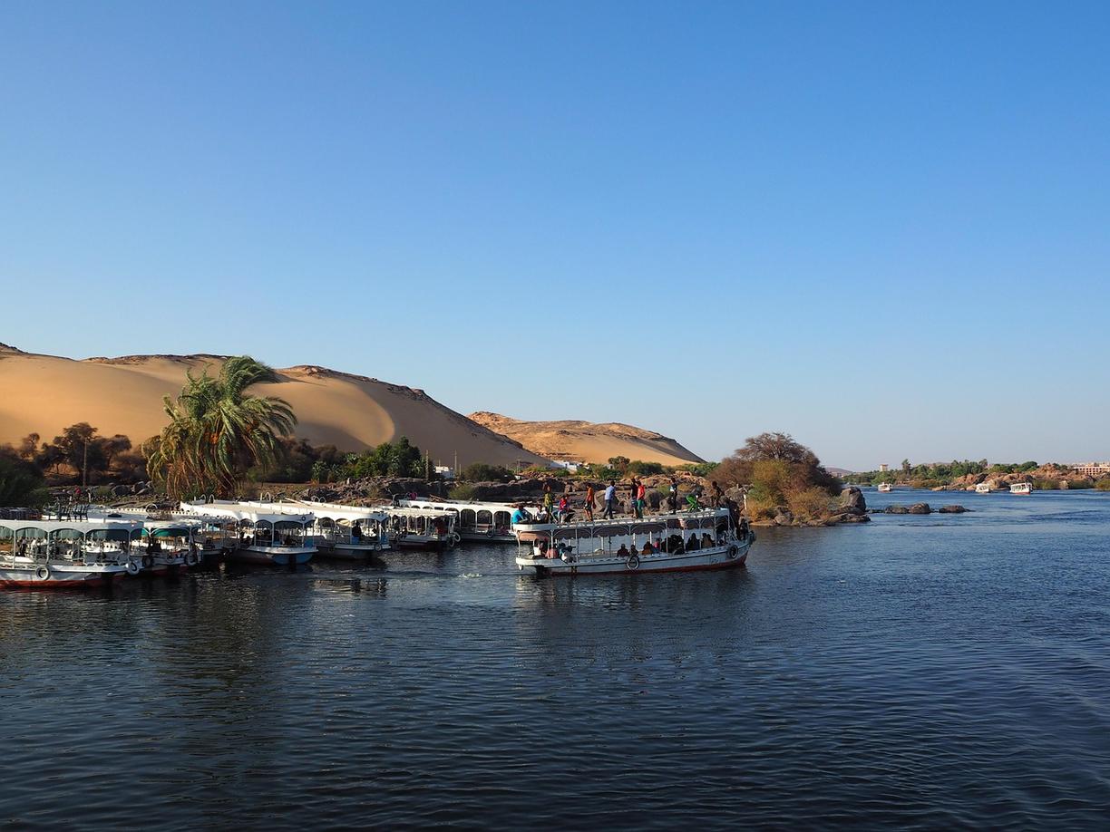 Dania kuchni egipskiej w restauracji Nubian