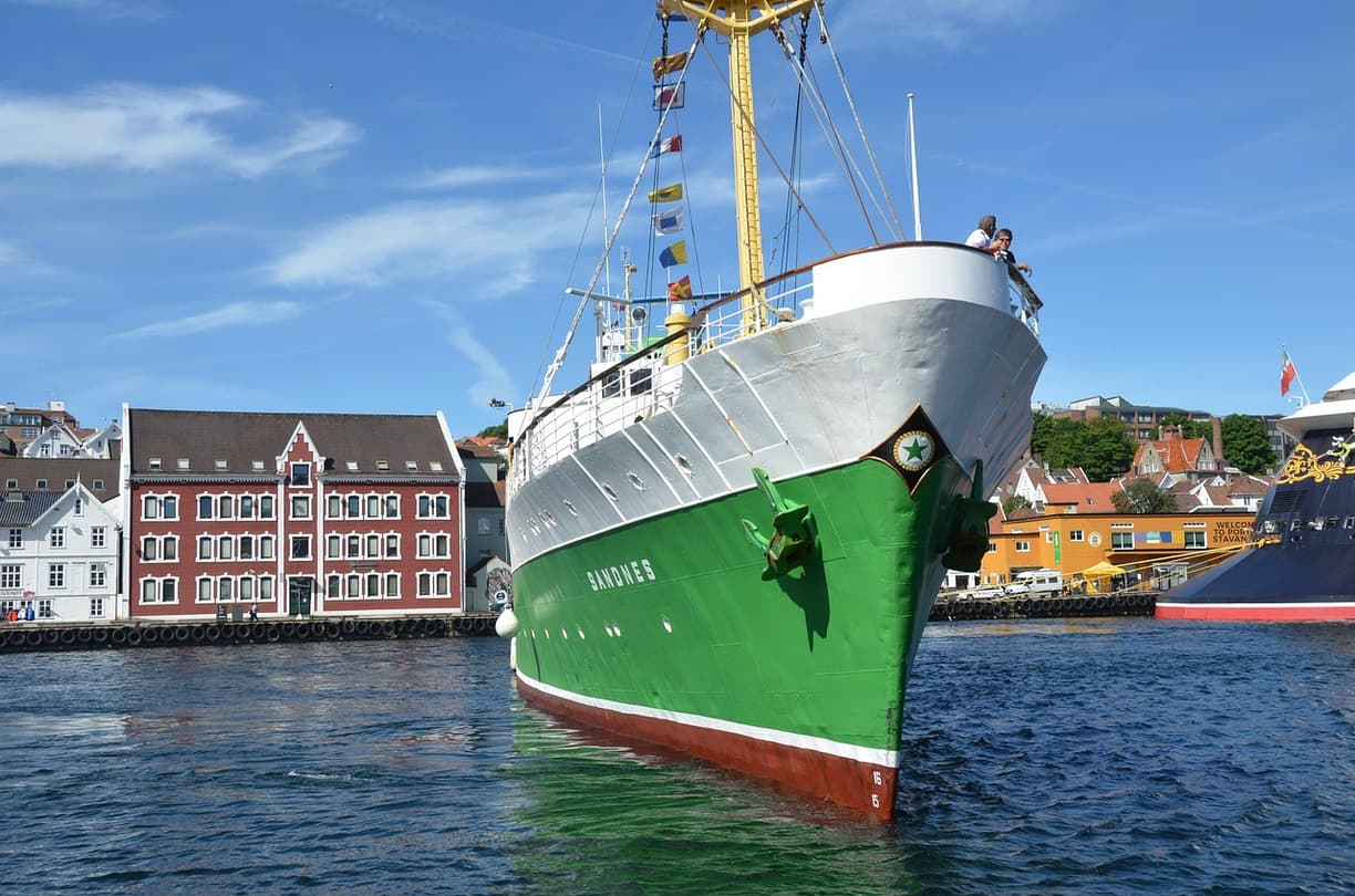 Stavanger: jak dojechać i gdzie spać — przejrzysty plan?