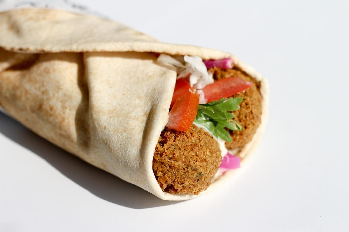 Street Food w Akabie - falafel i shawarma