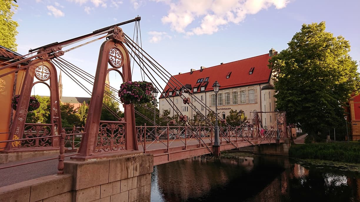 Uppsala: gdzie zjeść — lokalne klasyki i street food?