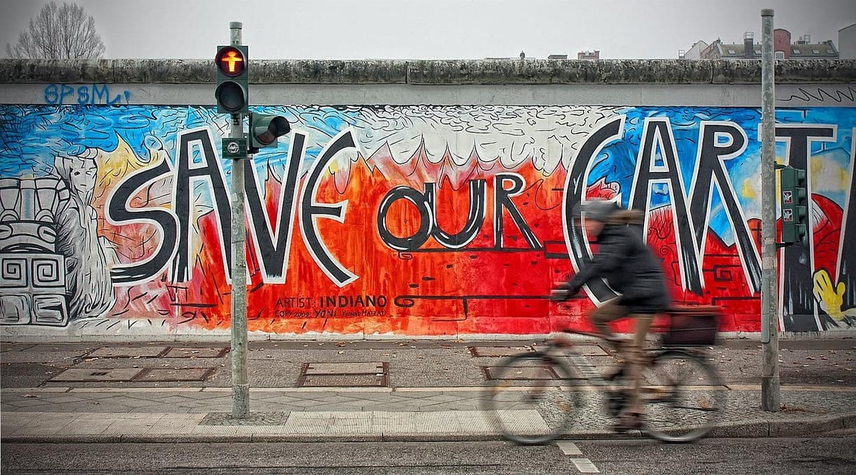Street art i design: Sur jesienią – szlak murali i concept store’y
