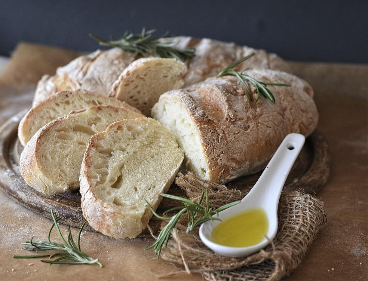 Ciabatta Cafe z świeżym pieczywem
