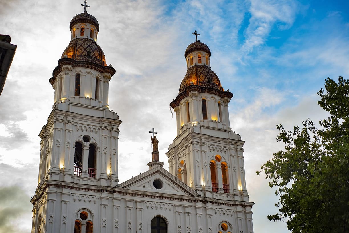 Widok na Santo Domingo z Torre de la Paz