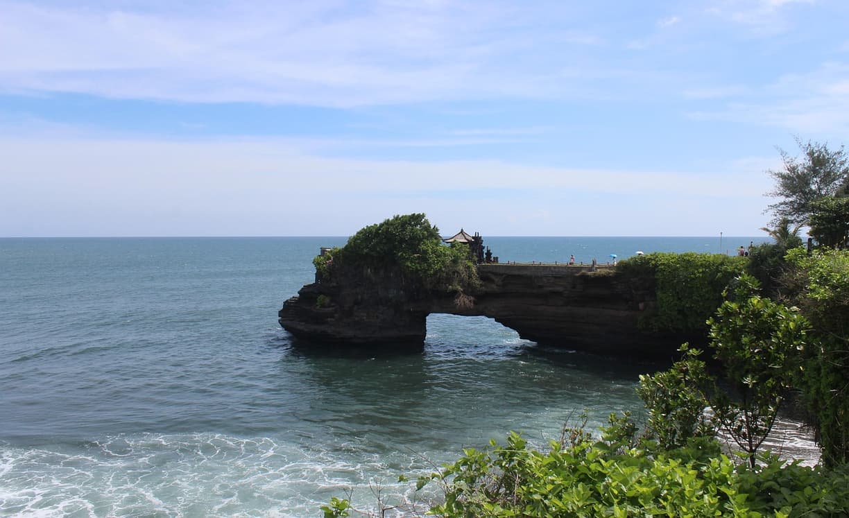 Świątynia Uluwatu na klifie