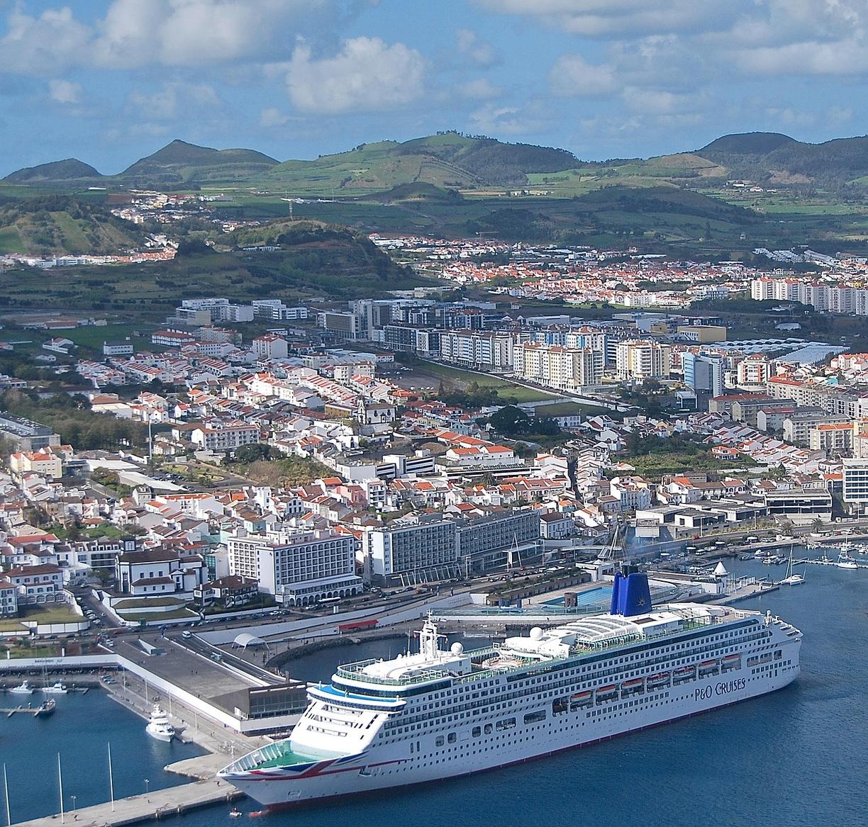 Urokliwy hotel w Ponta Delgada na Sao Miguel