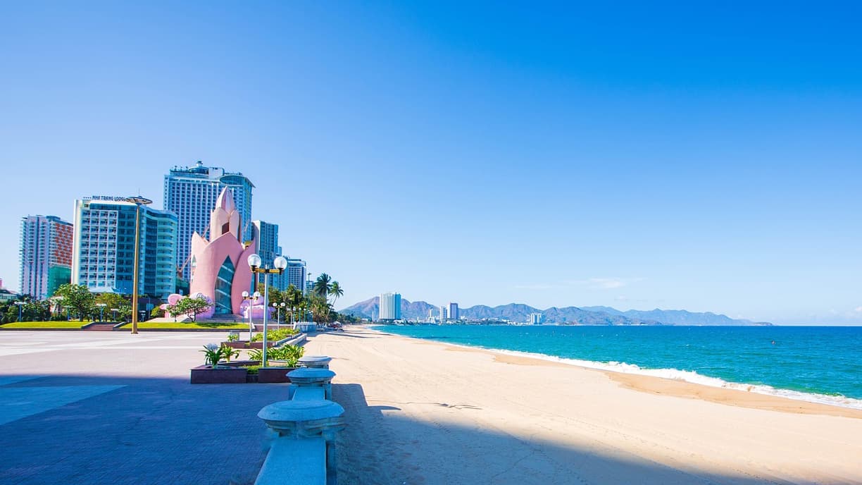 Nha Trang: jak dojechać i gdzie spać — przejrzysty plan?