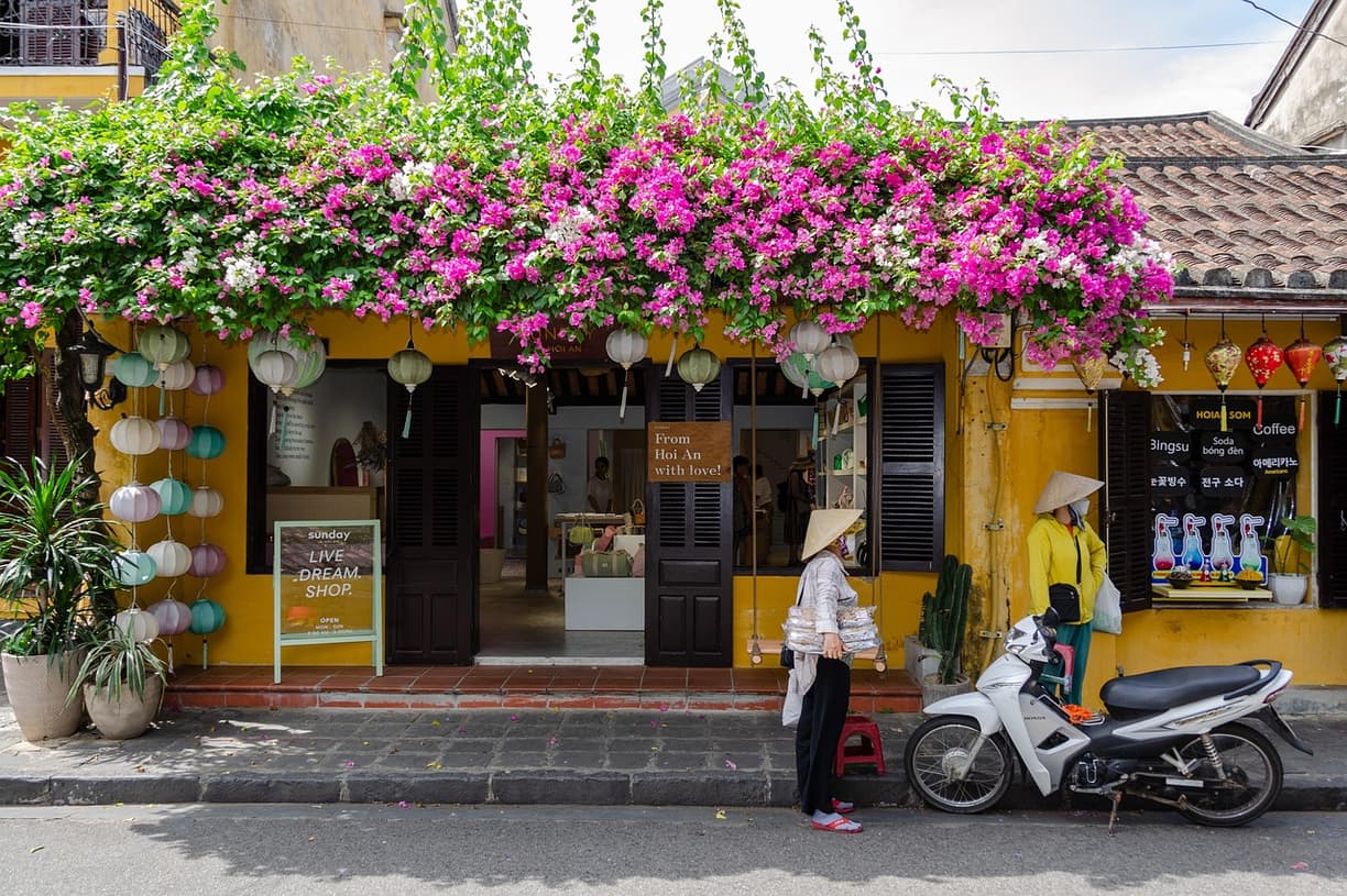 Bánh mì Thập Cẩm na ulicy w Hoi An