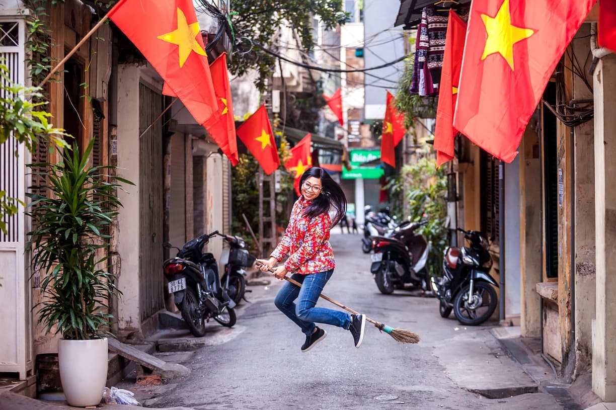 Widok na dachy Hanoi